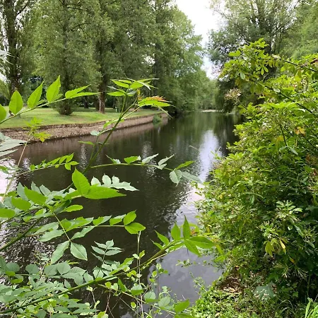 Maisonnette Cosy A Brantome. Jardinet Sur Riviere