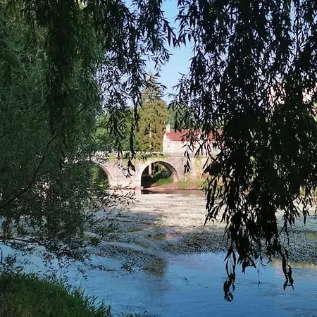 בית נופש Maisonnette Cosy A Brantome. Jardinet Sur Riviere Brantôme